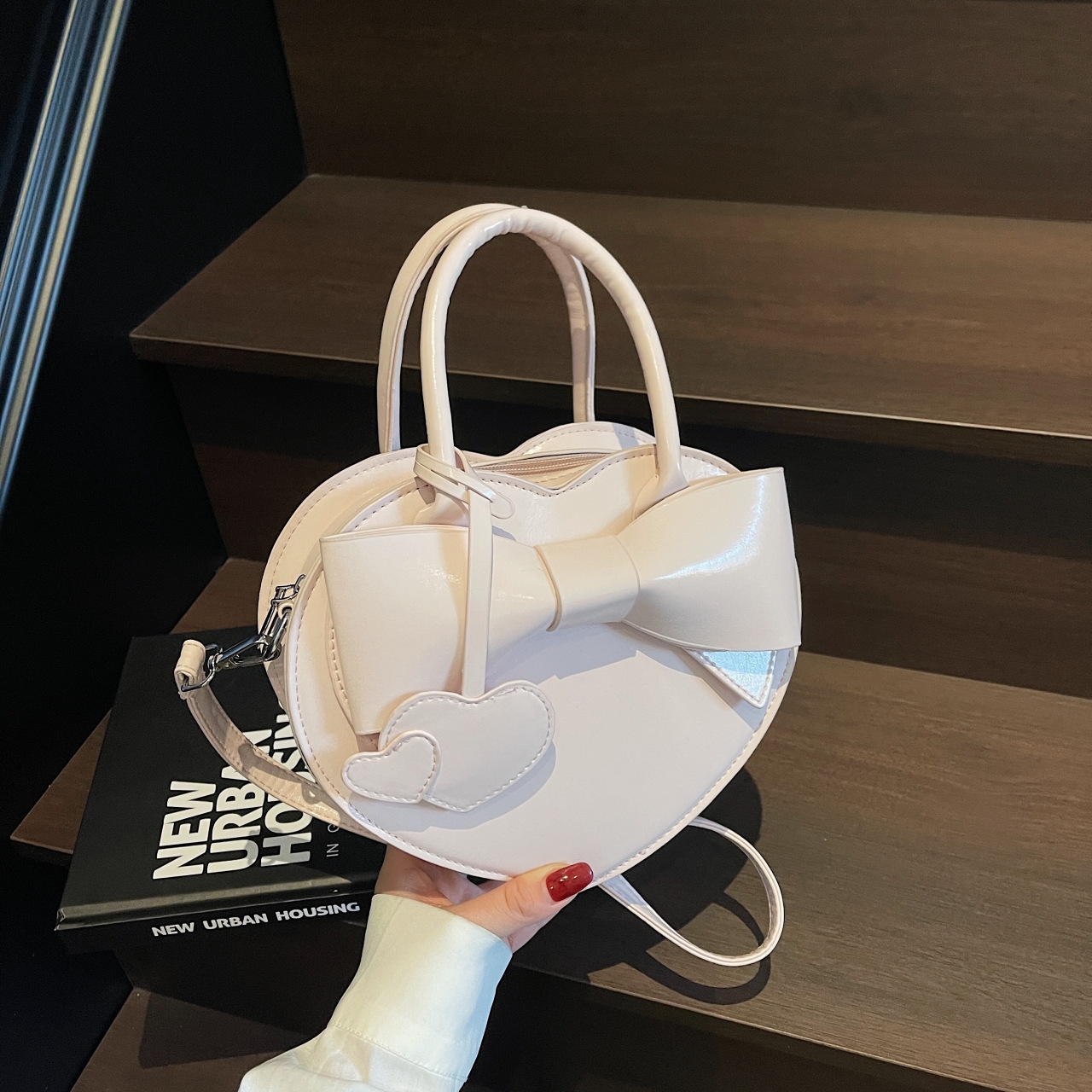 2025 New Style Heart - shaped Bow - knot Handbag for Women a Fashionable and Sweet Cross - body Bag for Girls