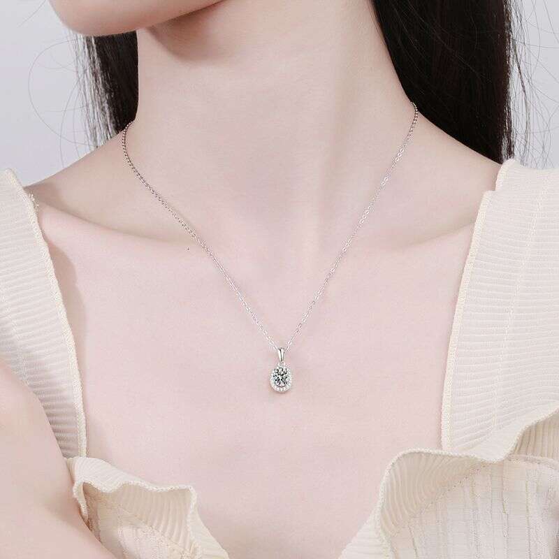 S Sterling Sier Pendant for Women Platinum Plated Elegant Simple Pigeon Egg Shape D Color Moissanite Necklace 017