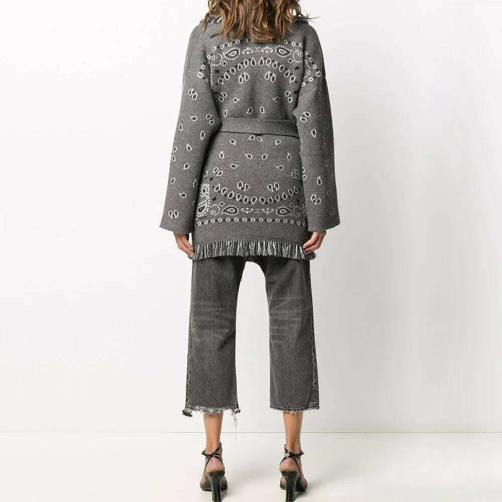 Designer Clothing WQJGR High Quality Jacquard Cardigan Sweater Women Wool Cashmere Kniited Tassel Loose Full Sleeve Fashion Autumn Winter Fashion