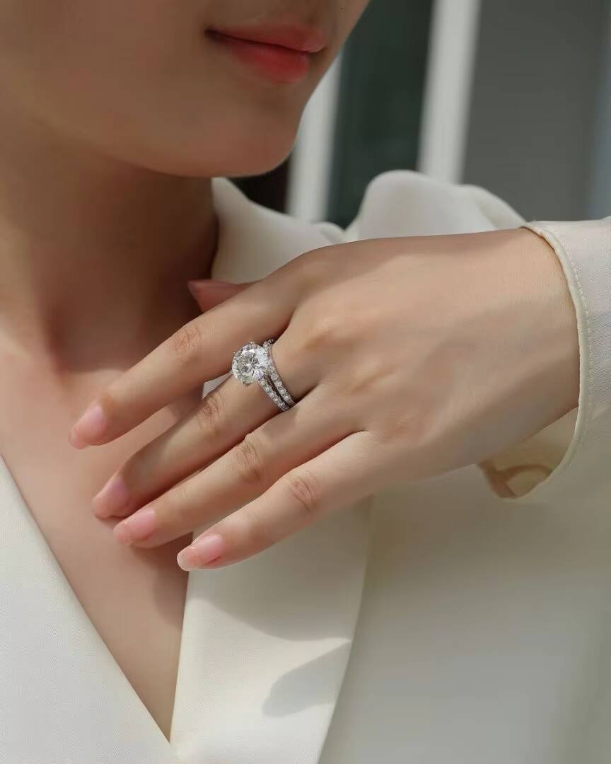 Certified 925 Silver Moissanite Ring Womens Wedding Engagement Silica Gift White Gold Plated Silica Jewelry GRA Certified