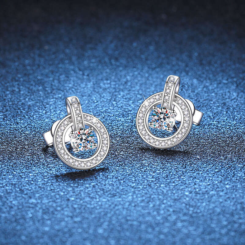 S Pure Sier Round Lock for Women 1 Carat D Color Moissanite Earrings 1d2