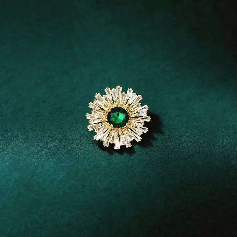 06 Trendy Pearl Rhinestone Exquisite Small Bow Brooch Women Versatile Personality Pin for Tops and Dresses Accessories Buckle