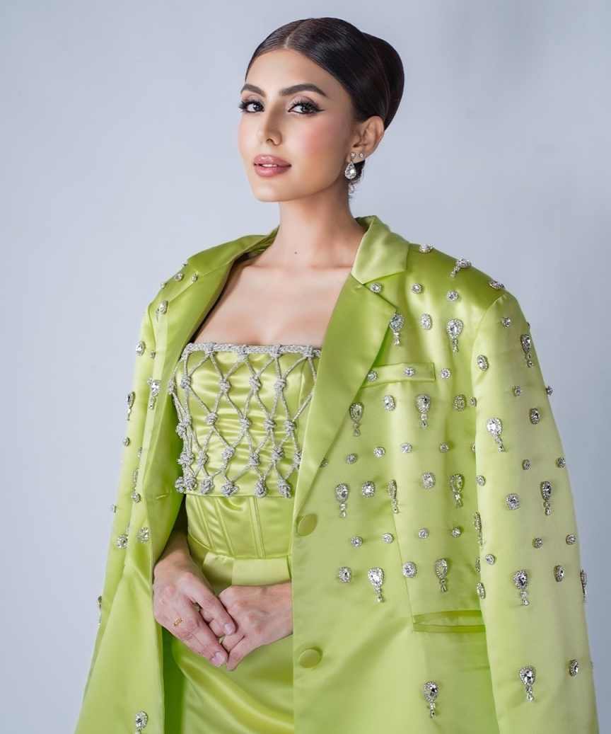 Luxury 2 Pieces Customized Women Suits Crystal Rhinestone Lace Flowers Lace Short Skirt Classic Fit Birthday Party Wear