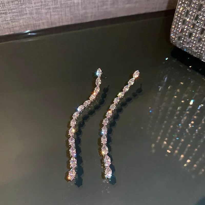 100 Simple Geometric Zircon Crystal Earrings for Women Gold Silver Color Long Tassel Dangle Earrings Party Weddings Jewelry XJ250718