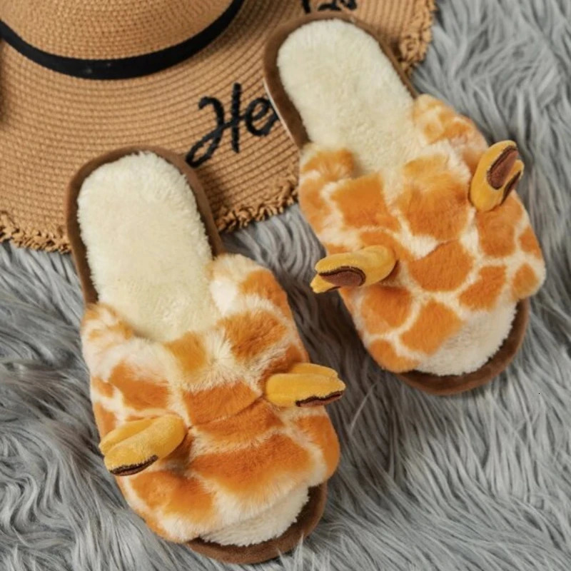Winter Women Cute Home Plush Slippers Cartoon Giraffes Warm Faux Fur Lining Fluffy Cozy Flat Non Slip Sole Ladies Shoes 250716
