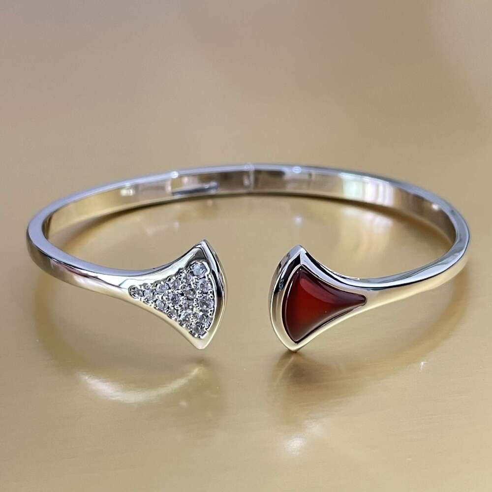 Premium Red Agate Skirt Zircon High Version Light Niche Non-Fading Fashion Fan-Shaped Bracelet for Women