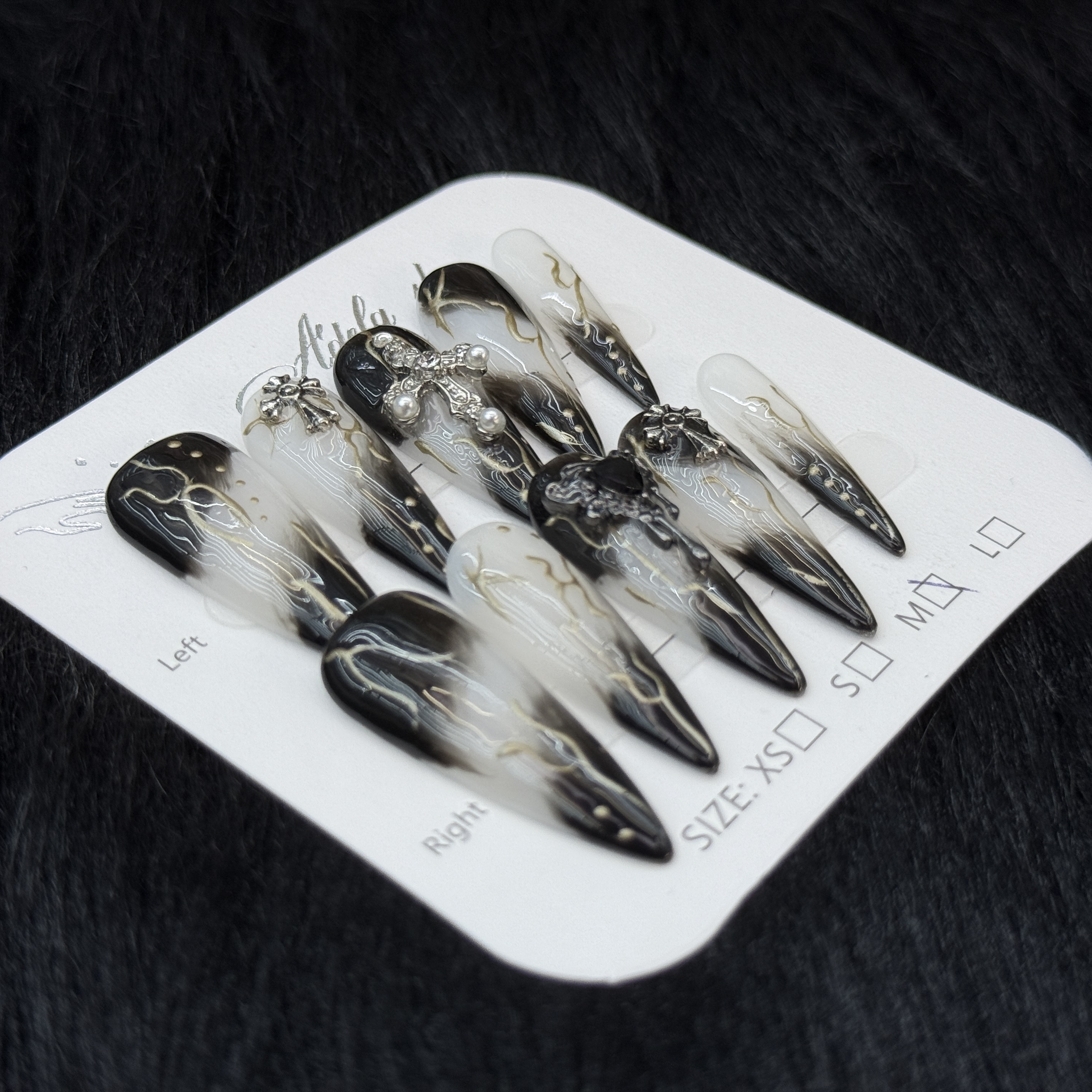 10Pcs Gothic Ombre Cross Press-On Nails - Black & White Punk Manicure Set