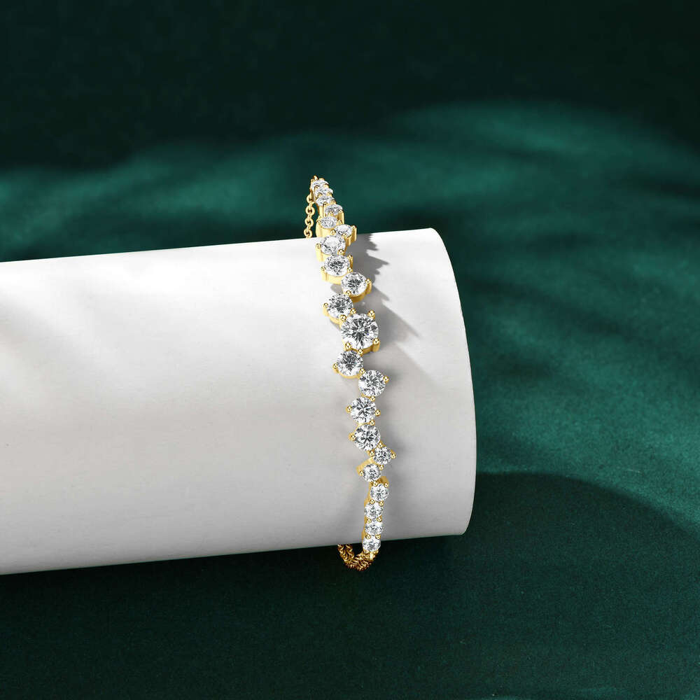 Internet Celebrity S Pure Sier Starry Moissanite Bracelet Light Niche High-end Jewelry Gift for Girlfriend's Birthday