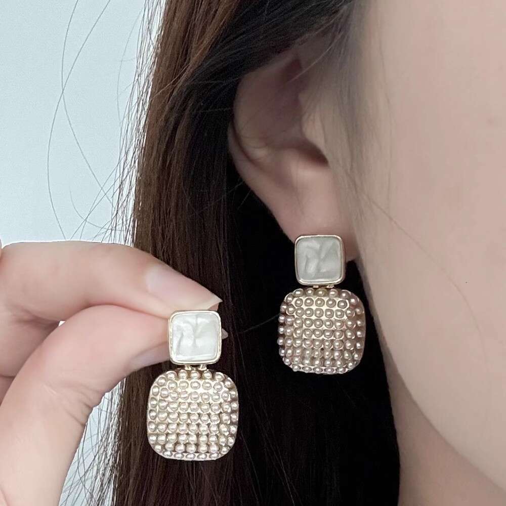 Tassel Creative Heart Pearl Cat Ear Studs Women Trendy High-end Minimalist Style Cute Earrings for Best Friends