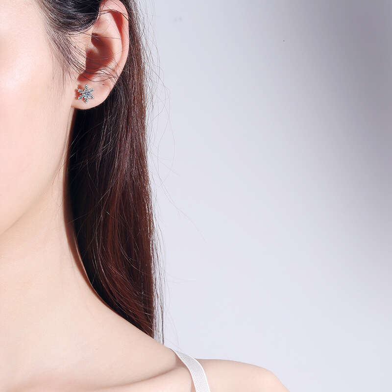 S Pure Sier Snowflake Moissanite Personality Earrings Internet Celebrity Hot Sale ce8