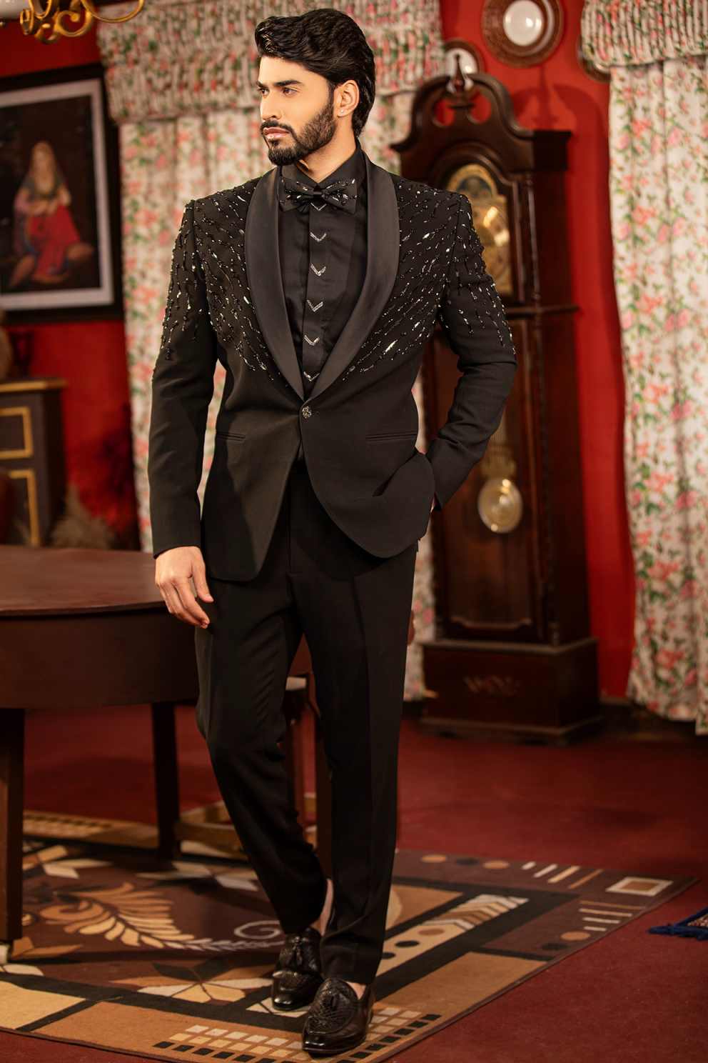 Luxury Men Wedding Suits 2 Piece Jacket Pants Single Breasted Sequins Crystal Groom Tuxedos Customized