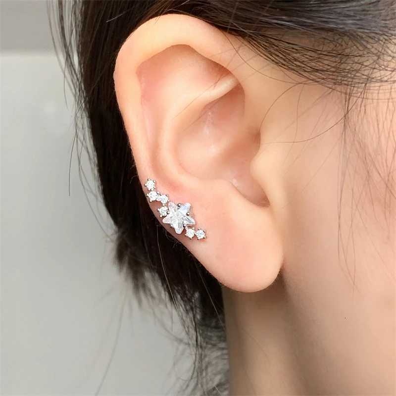 1pcs Quality Shiny Zircon Arc Shaped Cochlear Ear Bone Nail 316L Stainless Steel Earring for Women Waterproof Hypoallergenic XJ250718