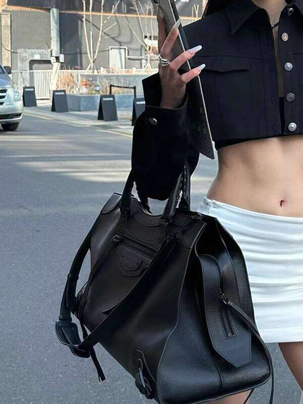 Spicy Girl Street Motorcycle New Commuter Tote Carry On Luggage Gym Soft Leather Rivet Travel Bag