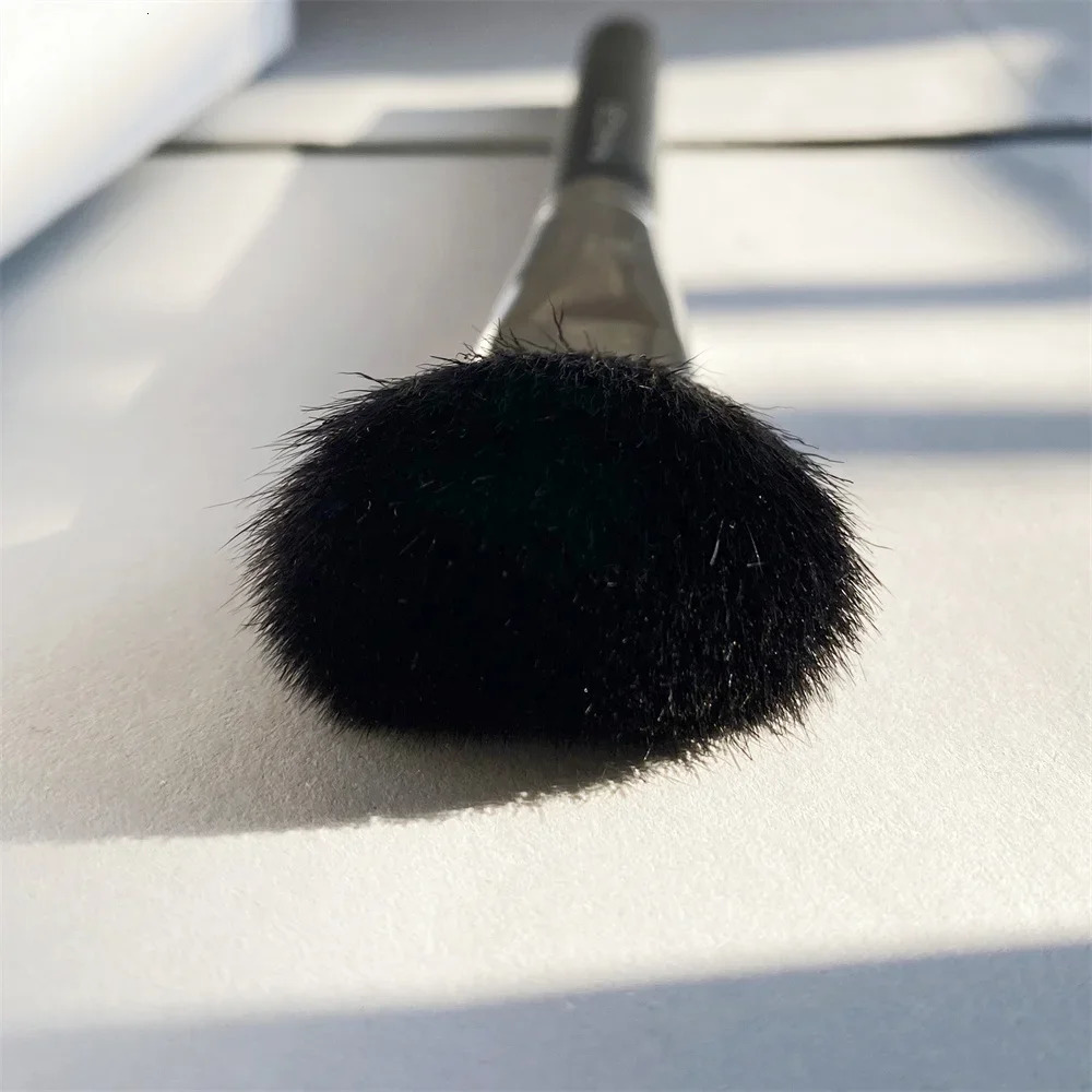 Powder Blush Brush 129 Multi-purpose Powder Blush Bronzer Makeup Brush Beauty Cosmetics Brush Tool 250716