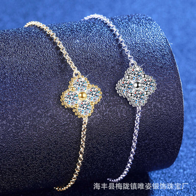 Sterling Sier Moissanite Four-leaf Clover Ins Style Niche Light Minimalist Bracelet for Women 09e