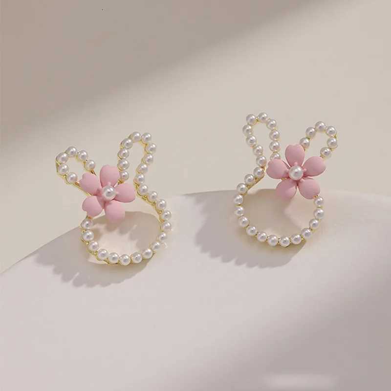 Women Earrings Sweet Rabbit Flower Stud Earrings Girl Zircon Pearl Small Ear Studs Cartoon Lovely Ear Jewelry Girl Gift XJ250718