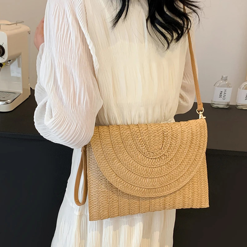Summer Beach Straw Clutch Bag Cute Crossbody Bag for Women Travel Shoulder Bags Purse Ladies Casual Wicker Handbags 250717