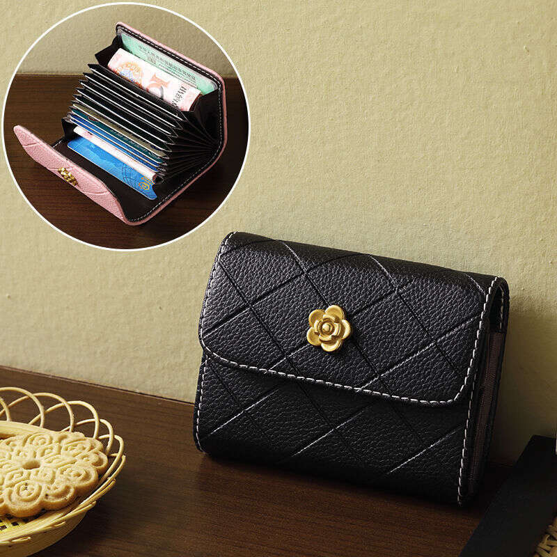 Camellia Small Card for Women, Short Style, 2023 New Versatile Korean Fashion Women's Driver's License Buckle Coin Purse ID Holder