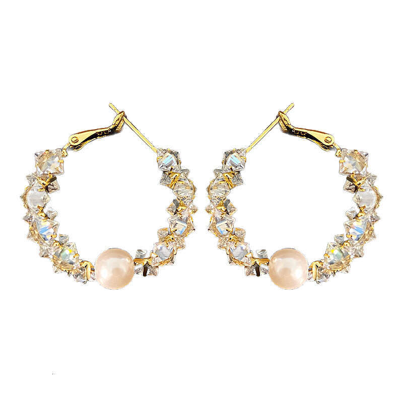 Light Exquisite Zircon Crystal Pearl Niche Design High-end Sense Circle Fashion Earrings for Women