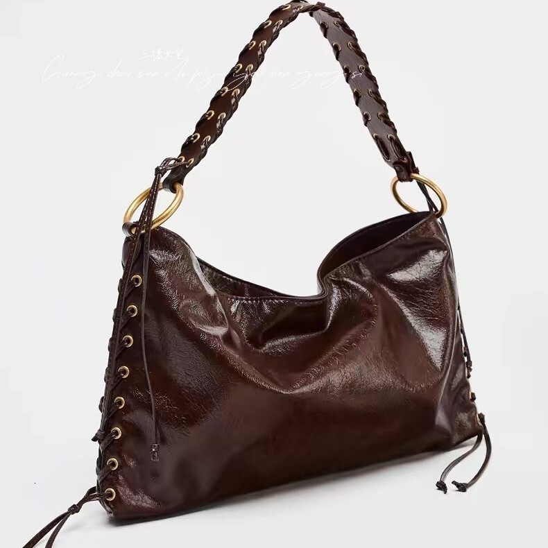 2025 Summer new women's shoulder crossbody bag new handbag with metal buckle eyelets large capacity shoulder bag new designer bag