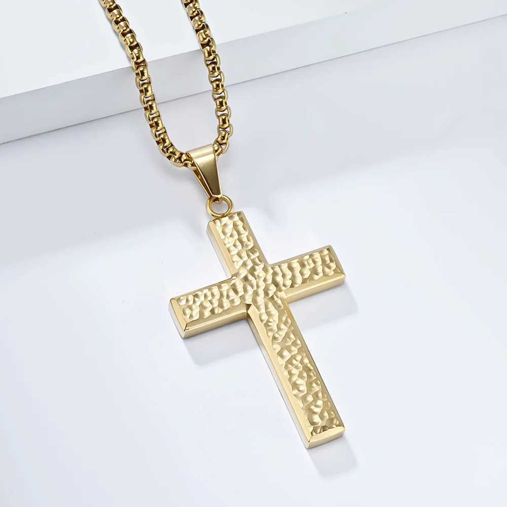Irregar Hand-hammered Titanium Steel Cross Necklace Simple Niche Men And Women Wear Matching Pendant W250718