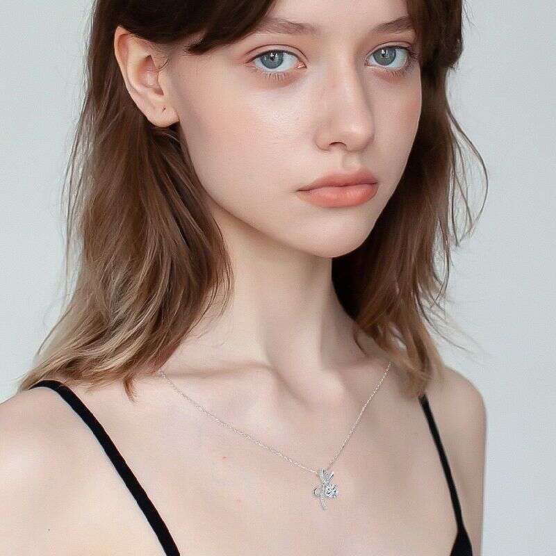 Hot-Selling Internet Celebrity Light Niche Zircon Collarbone Chain S Pure Sier Bow Necklace for Women