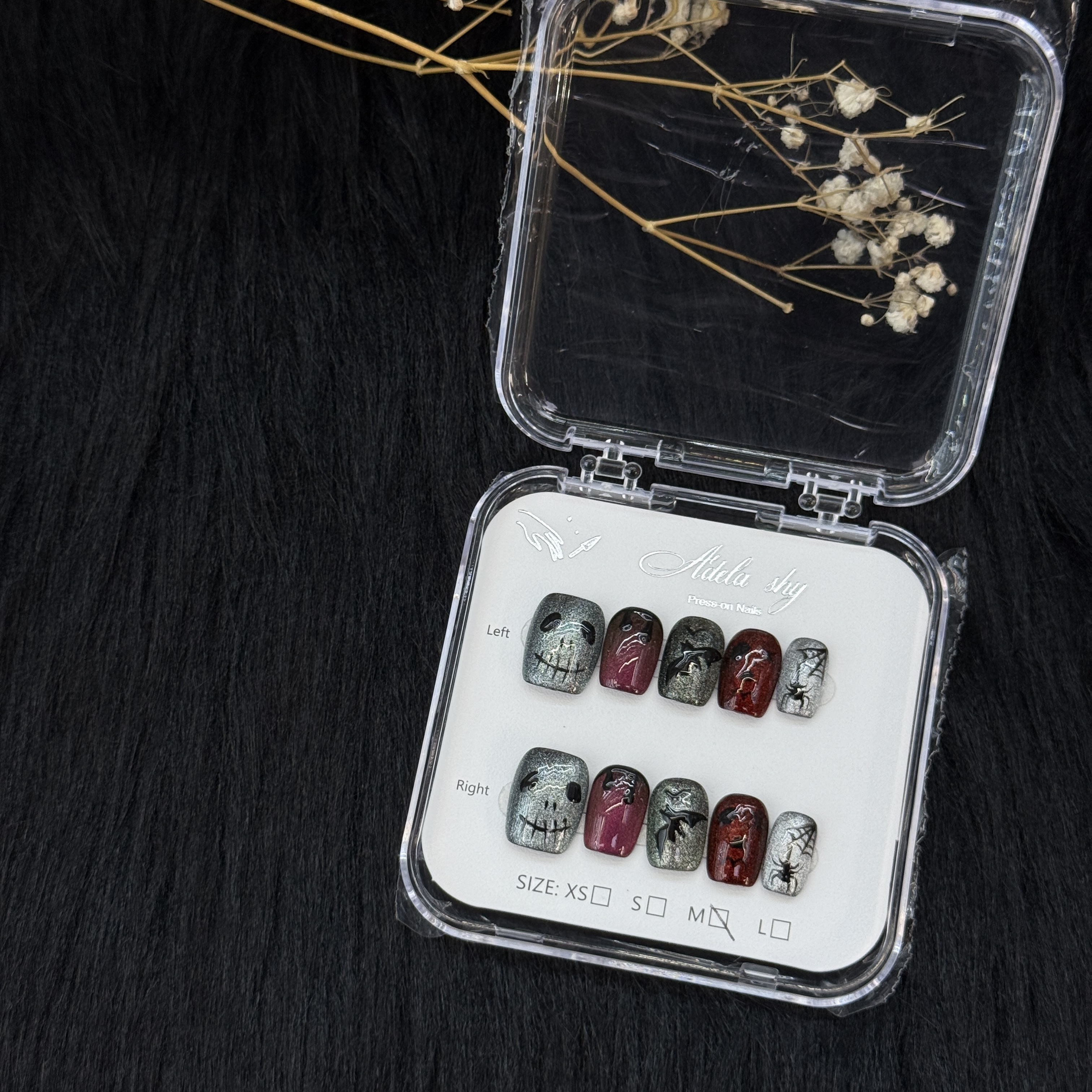 10Pcs Street Art Graffiti Press-On Nails - Red & Grey Punk Smiley Manicure Set