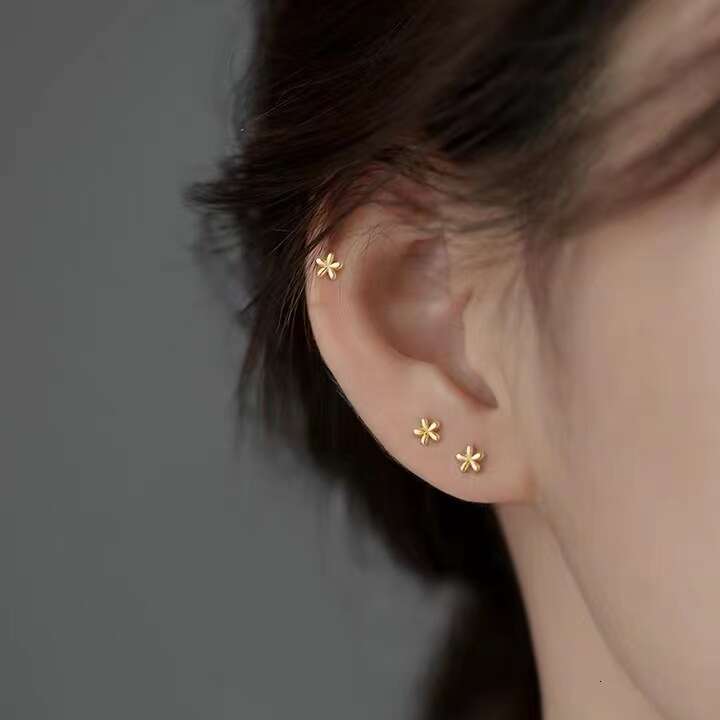 S Pure Sier Mini Petal Forest Style Simple Earrings 2024 New High-end Personality Ear Jewelry