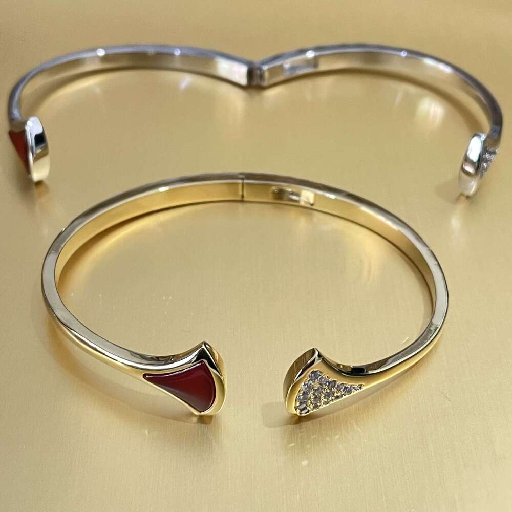 Premium Red Agate Skirt Zircon High Version Light Niche Non-Fading Fashion Fan-Shaped Bracelet for Women