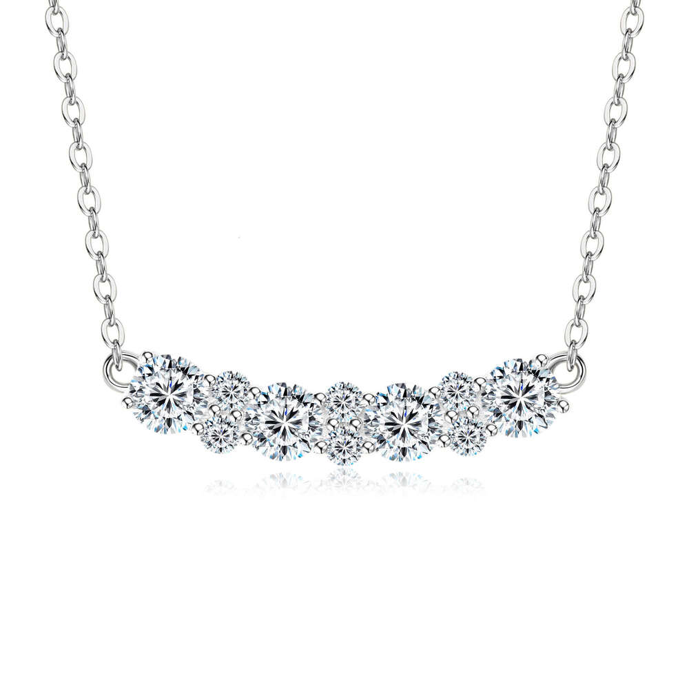 Moissanite Smile Necklace for Women Fashion Light Versatile S Pure Sier High-end Clavicle Chain