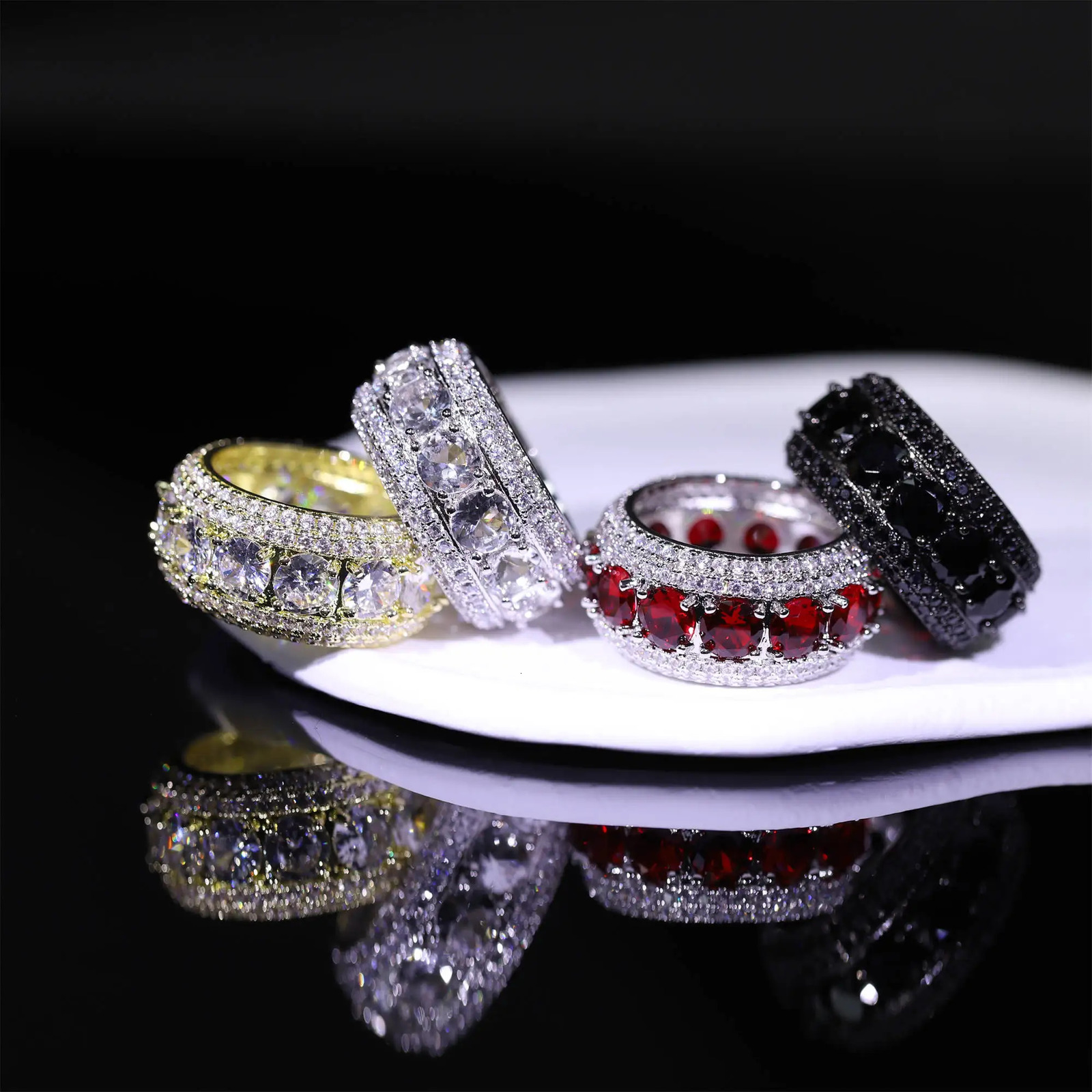 Fashion Hip Hop Sparkling and Zircon Ring Singer Rock Party Dating Mens Exquisite High Quality Jewelry 250717