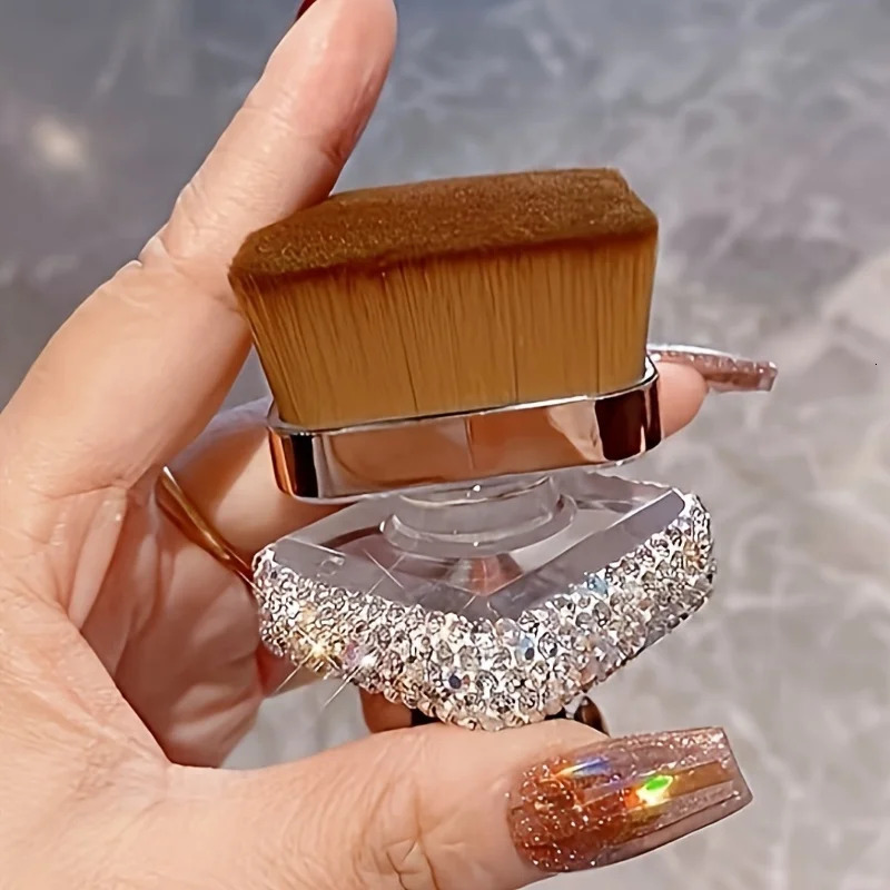 Light multi-functional plastic makeup brush Artificial diamond travel portable blush brush foundation brush Nail dust bru 250716