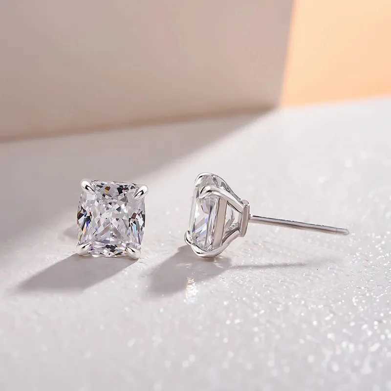 8 Simple Cubic Zirconia Stud Earrings for Women Silver Color Fashion Versatile Ear Piercing Crystal Earrings Female Jewelry XJ250718