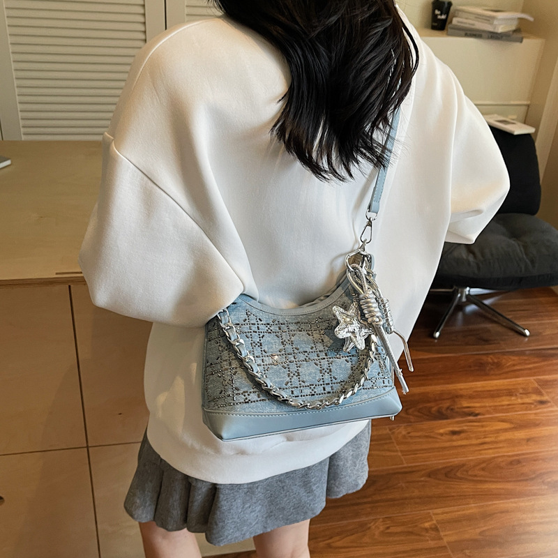 2025 Summer new women's shoulder crossbody bag chain bag denim armpit bag summer commuting shoulder bag new designer bag new designer luxury bag