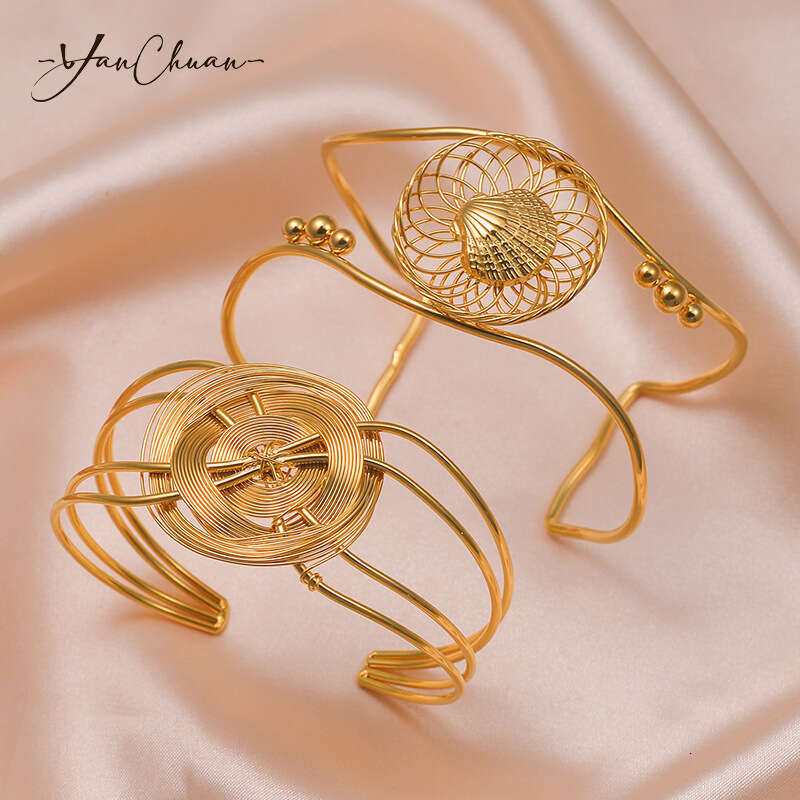 Trendy Design Woven Spiral Mesh Shell Exaggerated Personality Women's Wide Slimming Bracelet