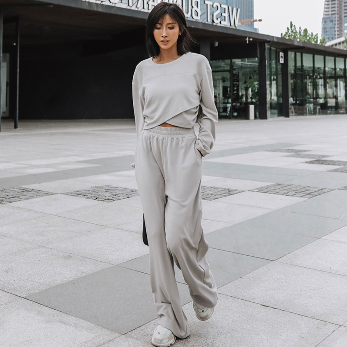 new Free shipping designer hoodie for women Sports fashion casual minimalist hooded sweatshirt set two-piece set