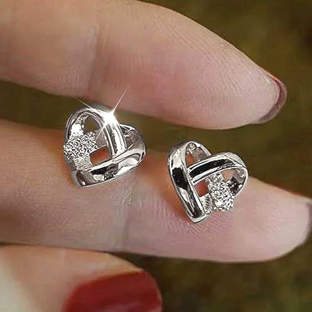 eterny Love Earrings Ear Stud Piercing Silver Color/Gold Color Fashion Heart Earrings for Women Shits Wedding Jewelry XJ250718