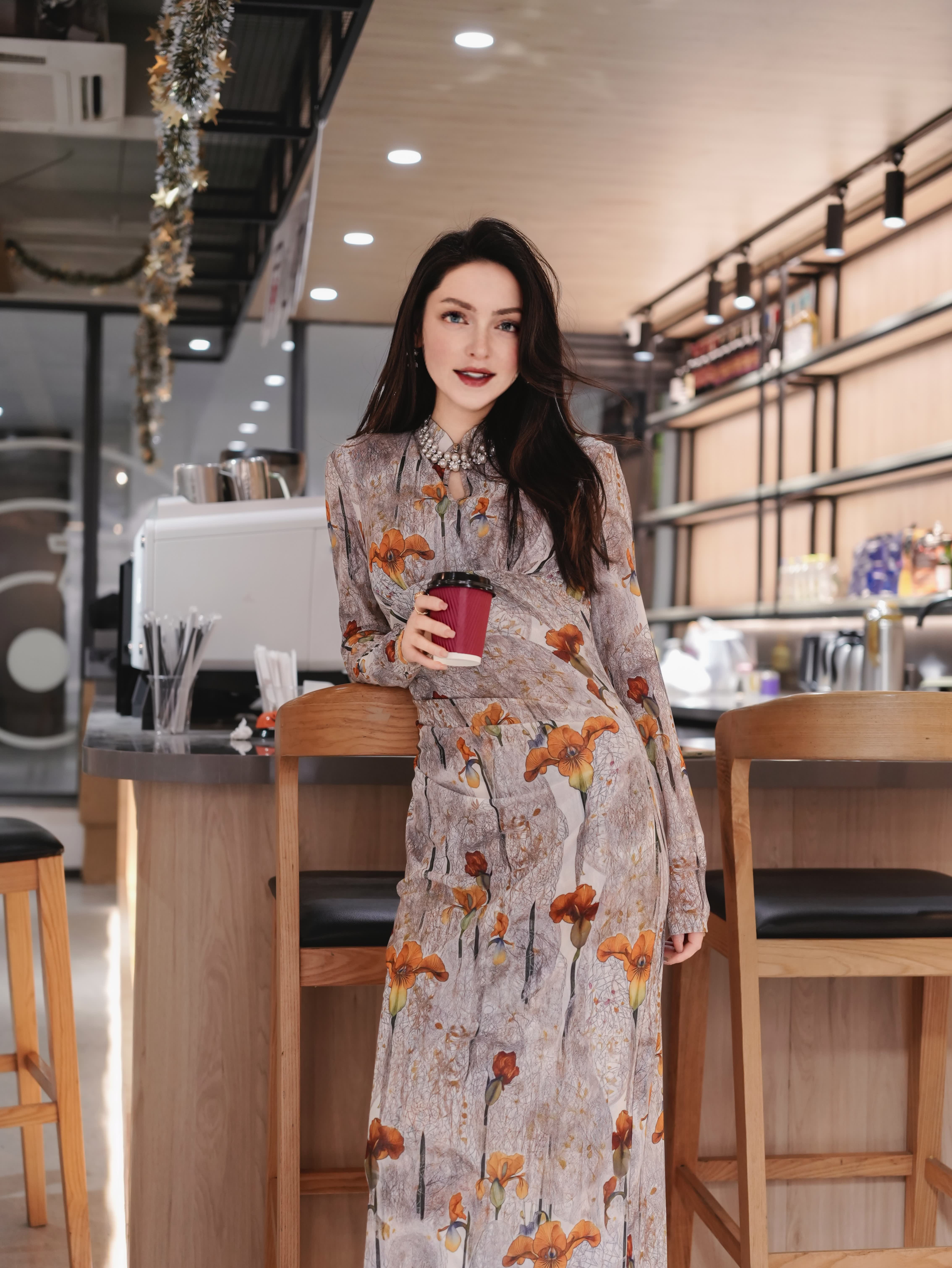 HZHJ original designer's extraordinary flower dress with long sleeves for slimming, high-end and stylish, light luxury