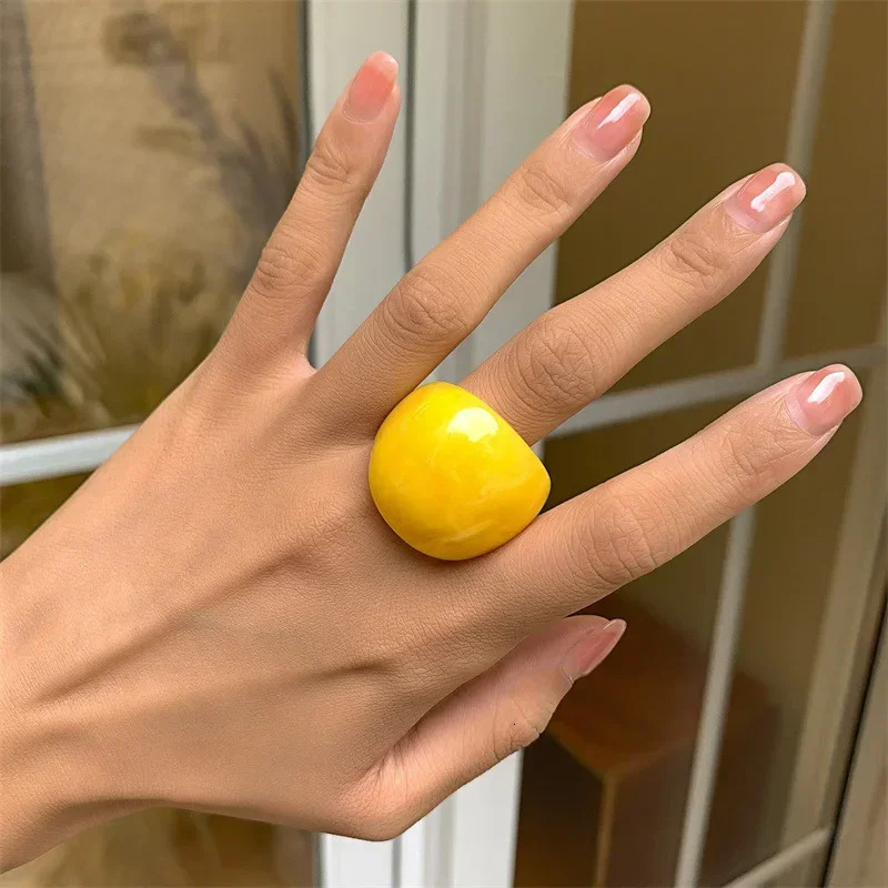 Classic Candy Color Acrylic Ring Exaggerated Geometric Hand Jewelry Wholesale Womens Accessories 250716