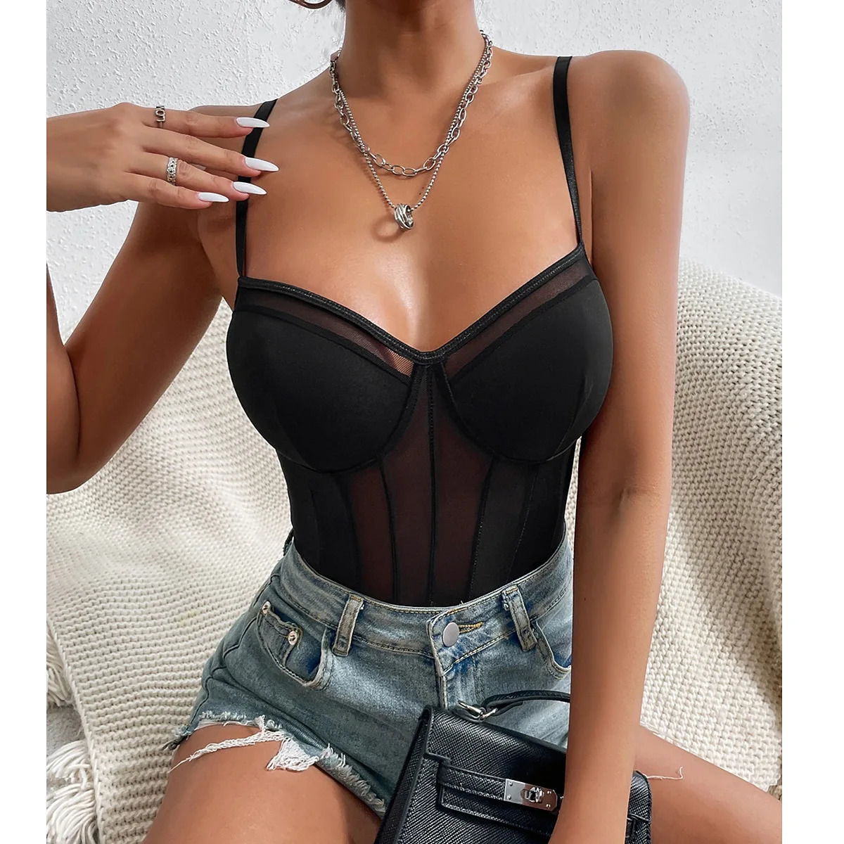 Sexy tight fitting womens clothing deep V-neck shaping adjustable shoulder straps reinforced soft padded bra top 250712