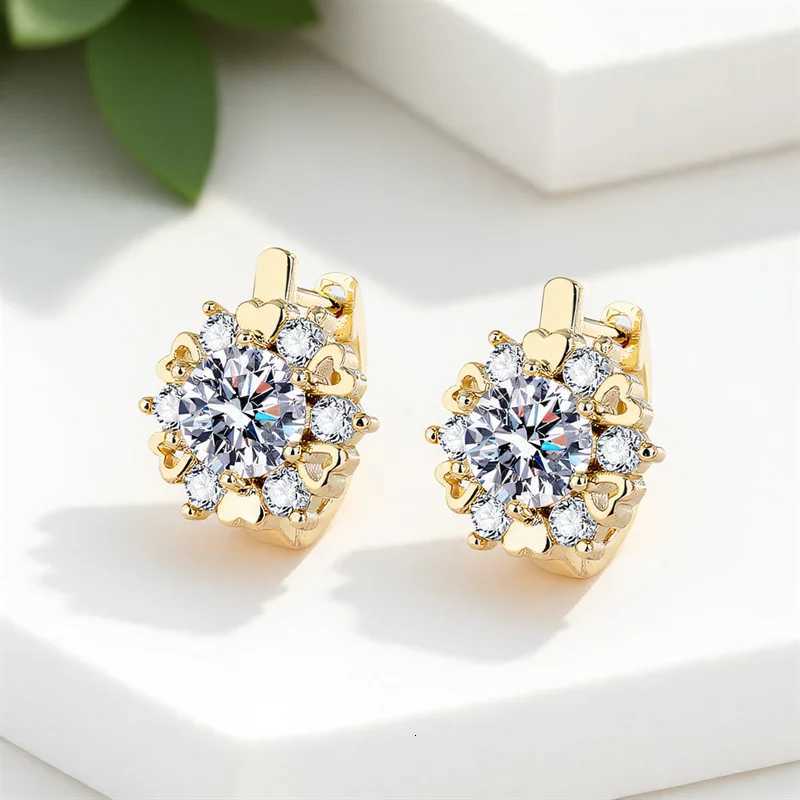 Luxury Crystal Round Stone Snowflake Hoop Earrings For Women Gold Silver Color White Zircon Small Ear Buckle Wedding Jewelry Gift XJ250718