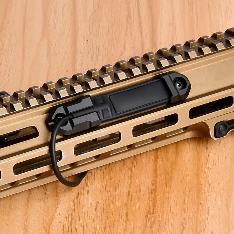 300A/M600C D Flashlight SF Mark With Metal Pure Pad Switch For 300 M600 Tail Switch Airsoft Equipment Hunting LampXJ250718