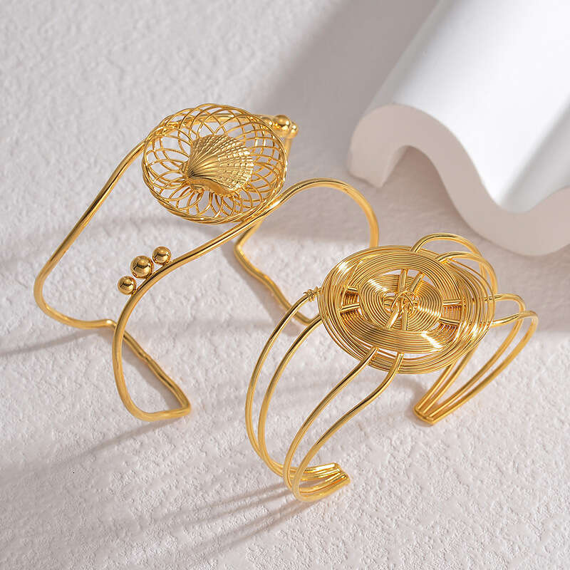 Trendy Design Woven Spiral Mesh Shell Exaggerated Personality Women's Wide Slimming Bracelet