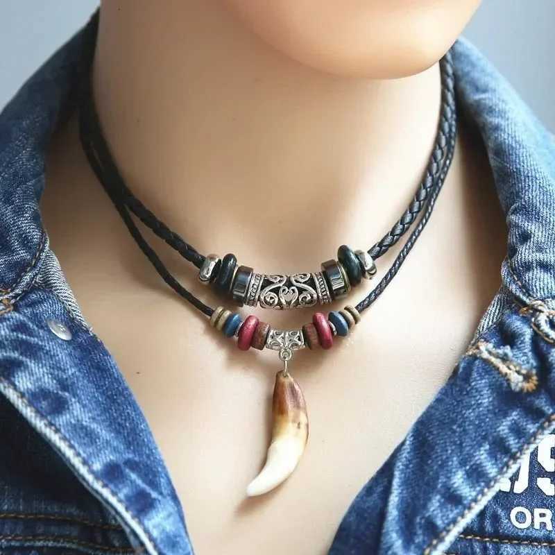 Fashion Mens Goth Multi-layer Vintage Wolf Tooth Pendant ather Beaded Weaved Prayer Necklace Fashion Jewelry Necklaces W250718
