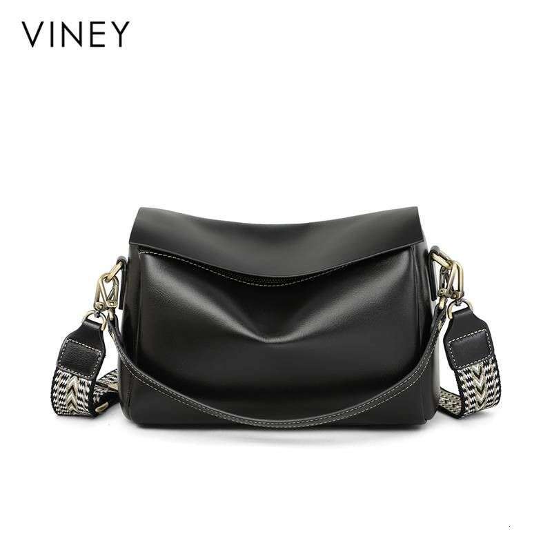 Ladies New Messenger Women's Large Capacity High-grade Genuine Leather Shoulder Pillow Bag