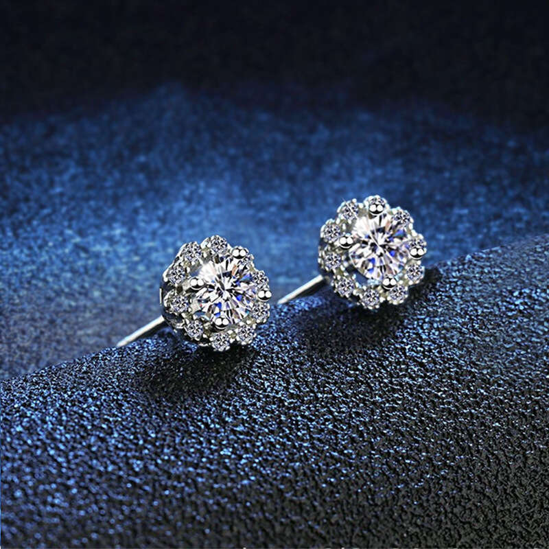 Earrings for Women, Sterling Sier Moissanite Dia Earrings, 1 Carat Four-Prong Daisy, Elegant and Versatile c4a
