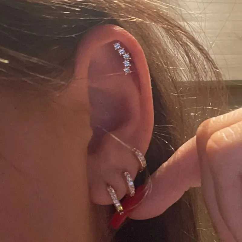 1PC New Curved CZ Cartilage Stud Moon Leaf Helix Rook Conch Screw Back Earring Stainless Steel Bar Ear Piercing Jewelry XJ250718