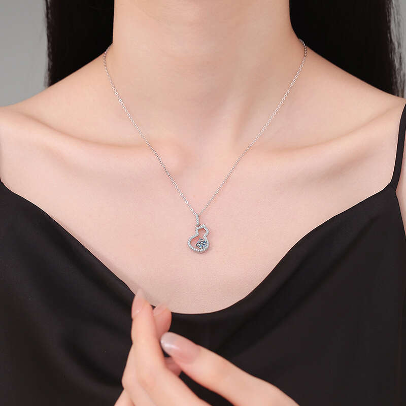 S Pure Sier 50 Points Pendant Classic Gourd Clavicle Chain D Color Moissanite Necklace for Women cfb