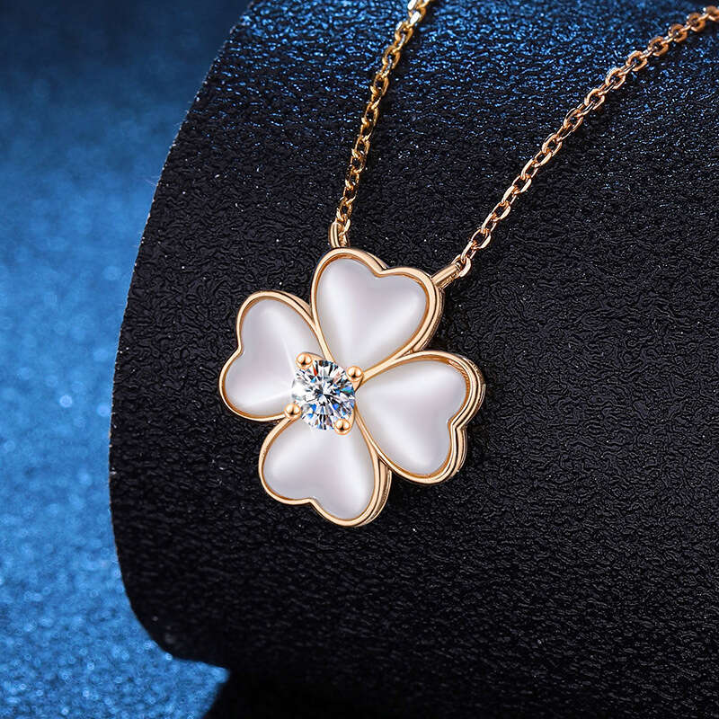 New Product S Sterling Sier Female Moissanite Pendant Natural White Fritillary Lucky Four-leaf Clover Necklace 4eb
