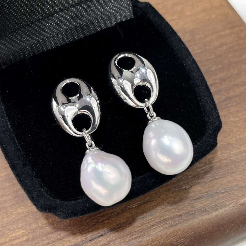 New Natural Freshwater Pearl Light Small Bar Heart Mother-of-Pearl Leaf Earrings High-End Niche S Sier Needle